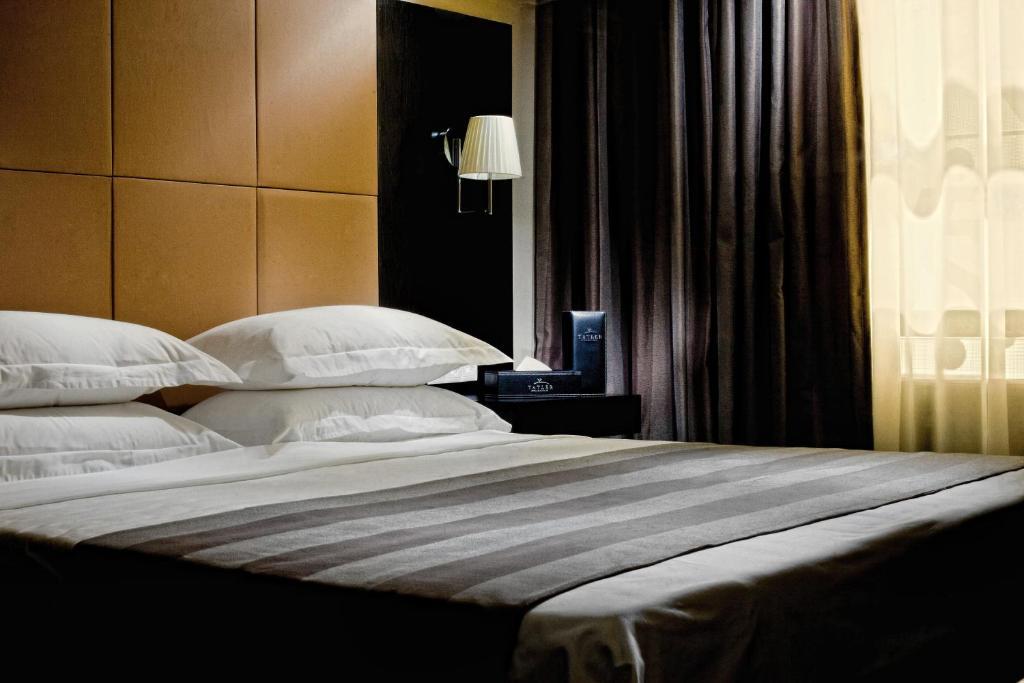 Voyage Hotel Karagandy Pokoj fotografie