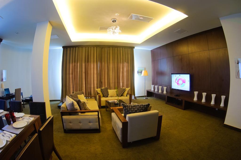 Voyage Hotel Karagandy Exteriér fotografie