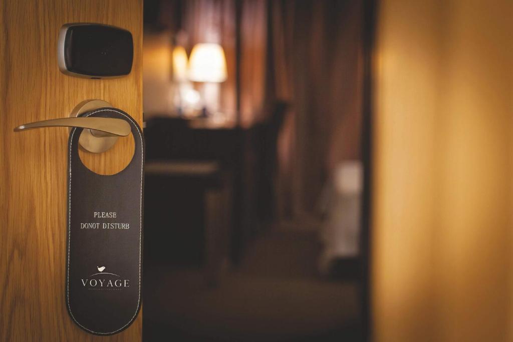 Voyage Hotel Karagandy Pokoj fotografie